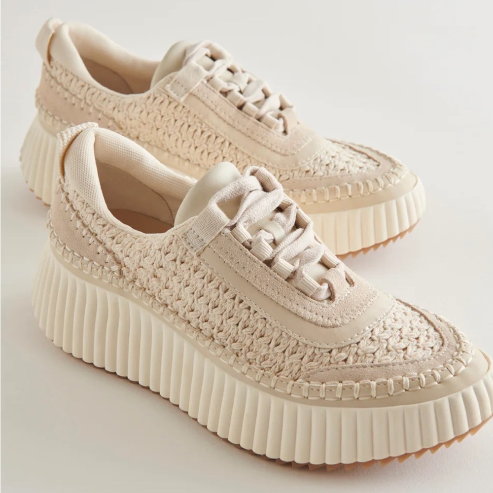 Dolce Vita Women’s Dolen Sneakers Sandstone Knit - Picture 3 of 10